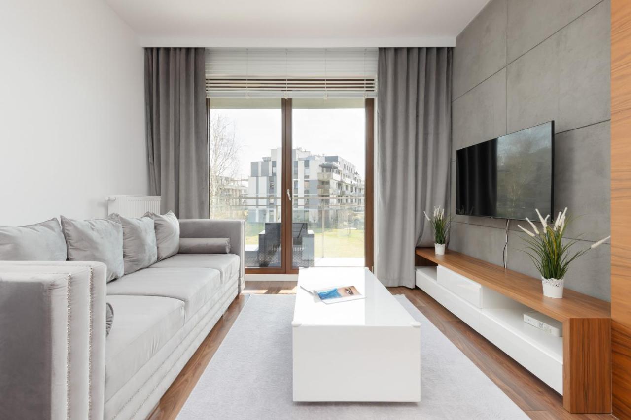 Silver Glam In Wilanow By Renters Apartamento Varsóvia
