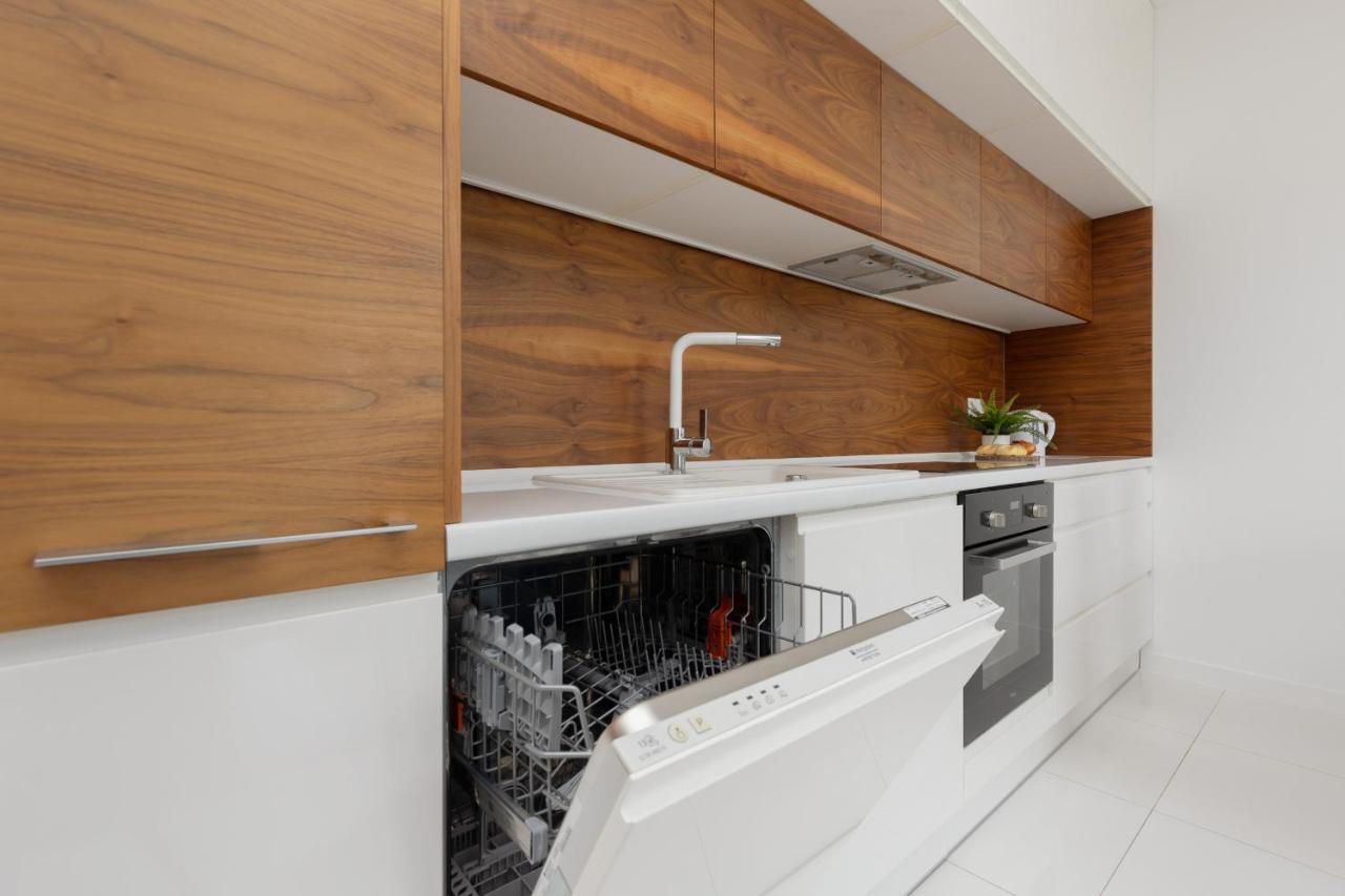 Silver Glam In Wilanow By Renters Apartamento