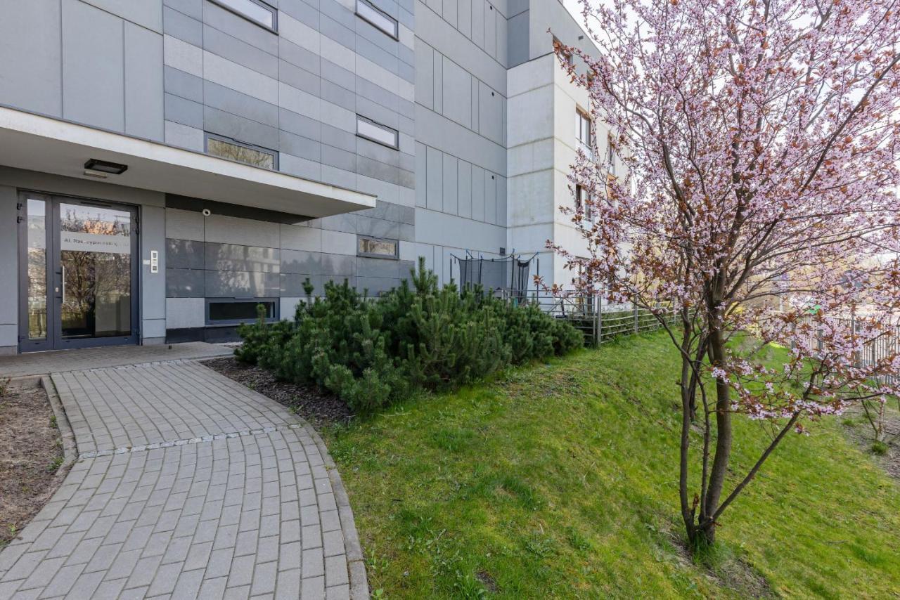 Silver Glam In Wilanow By Renters Apartamento *