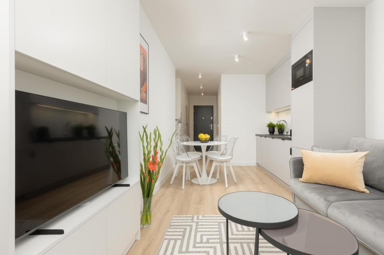 Heart Of Metro Swietokrzyska By Renters * Warsaw