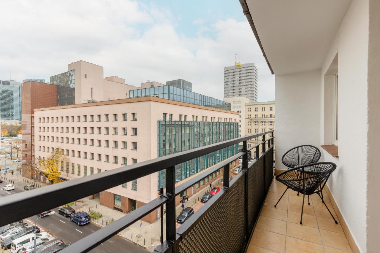 Heart Of Metro Swietokrzyska By Renters Apartment