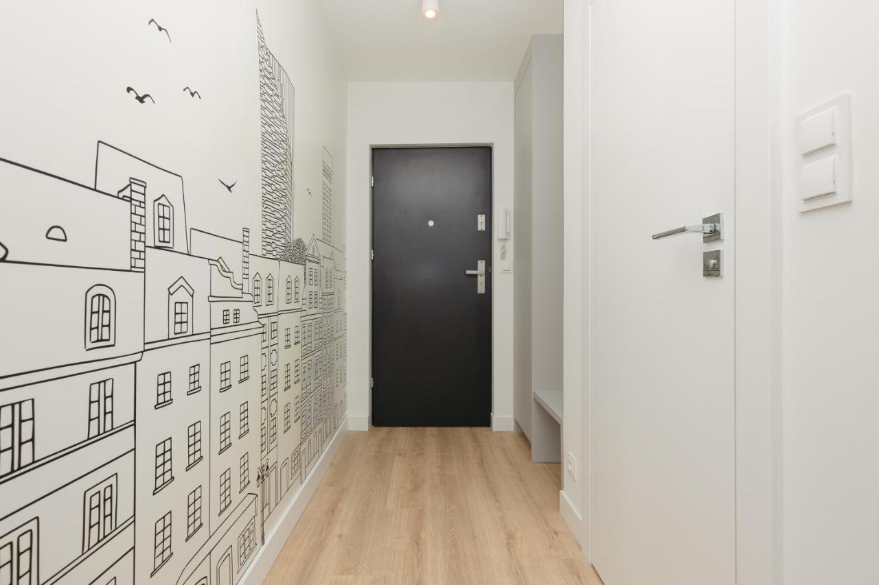 Apartment Heart Of Metro Swietokrzyska By Renters Warsaw