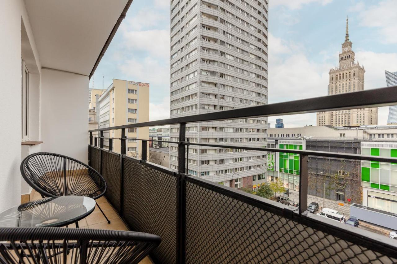Heart Of Metro Swietokrzyska By Renters Apartment Warsaw