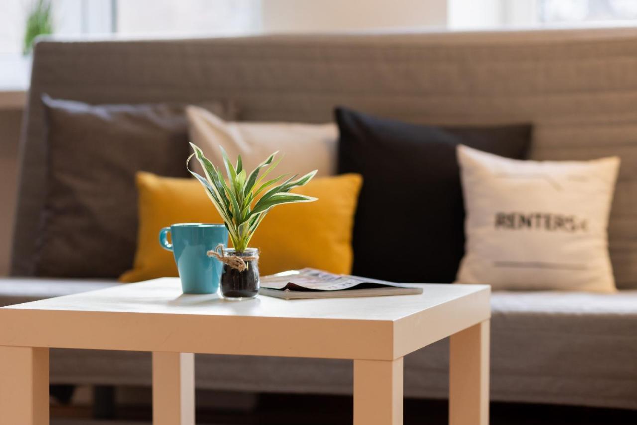 Old Town Spacious Piwna By Renters Warsaw