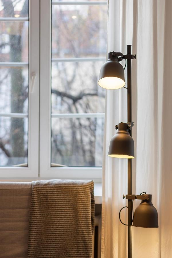 Old Town Spacious Piwna By Renters Apartment Warsaw