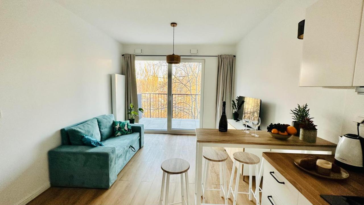 Cosy Okecie Apartament *