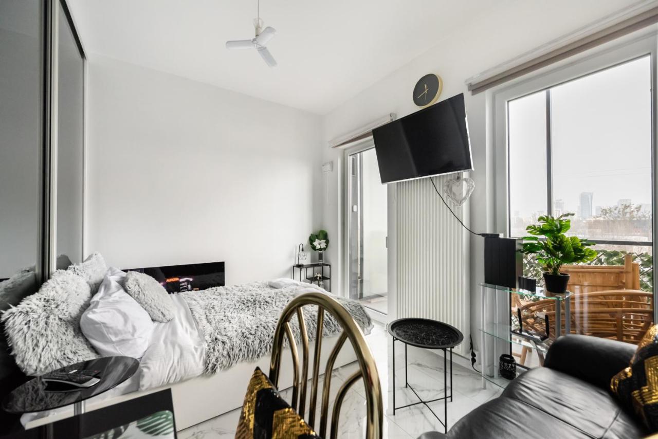 Wola Chic Luxury Apartment *
