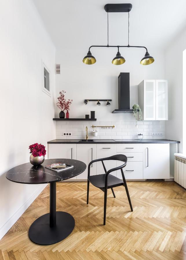 Czarujace Studio W Kamienicy Przy Metro Nowy Swiat Wwa20 Apartamento *