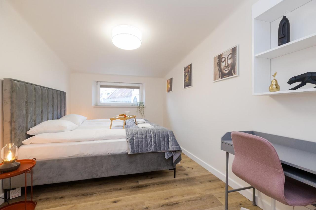 Căn hộ Shortstaypoland Zelazna Warsaw
