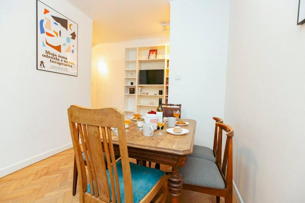 Bright And Elegant In The Area! Apartament Warszawa