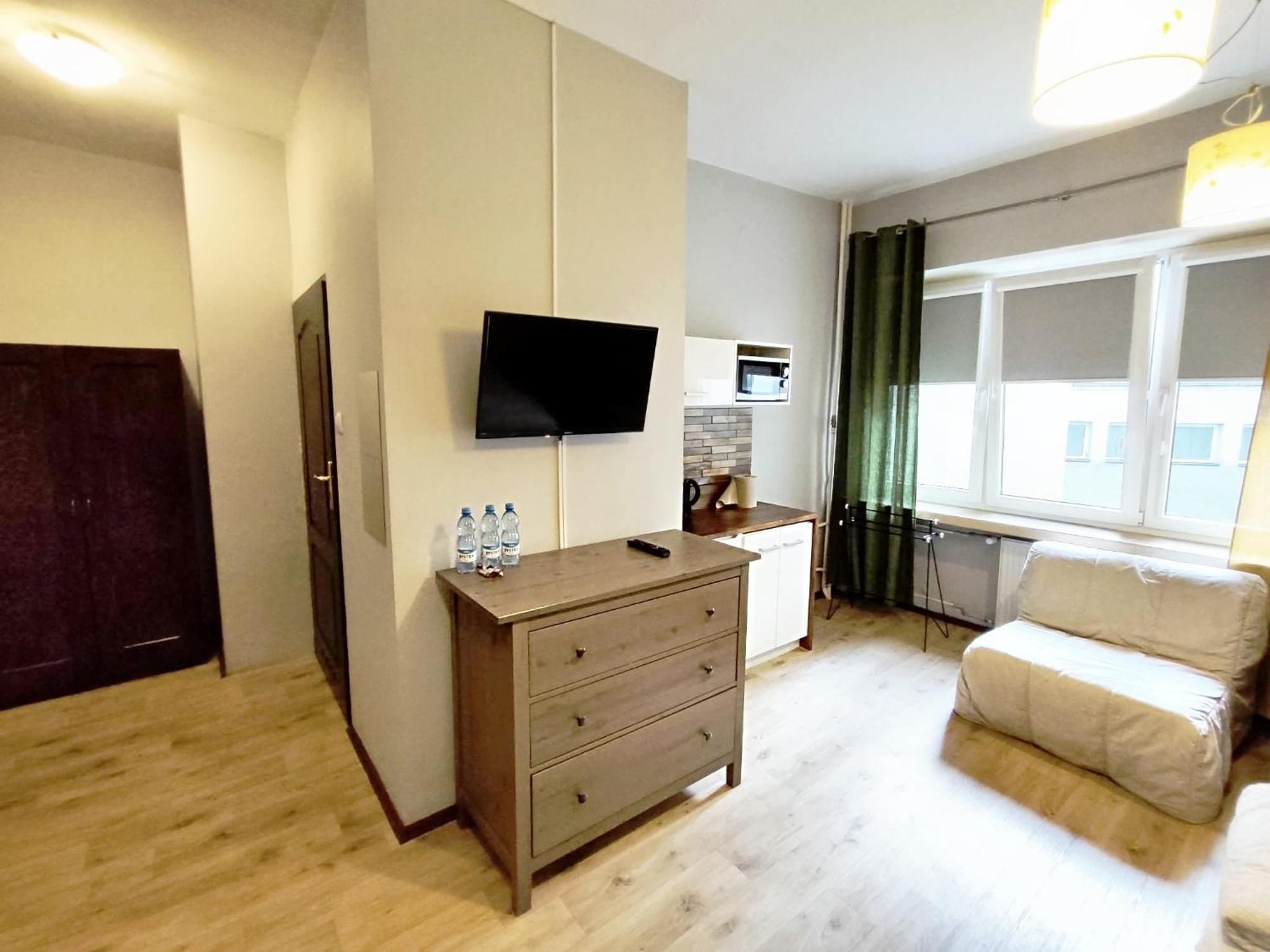Hostel Helvetia - Private In Center And Old Town Warszawa