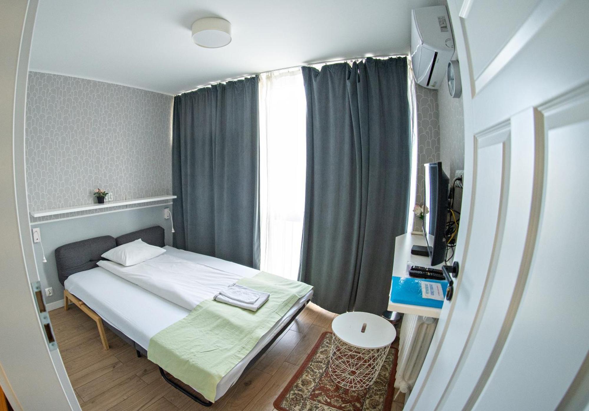 Apartment Chlodna 15