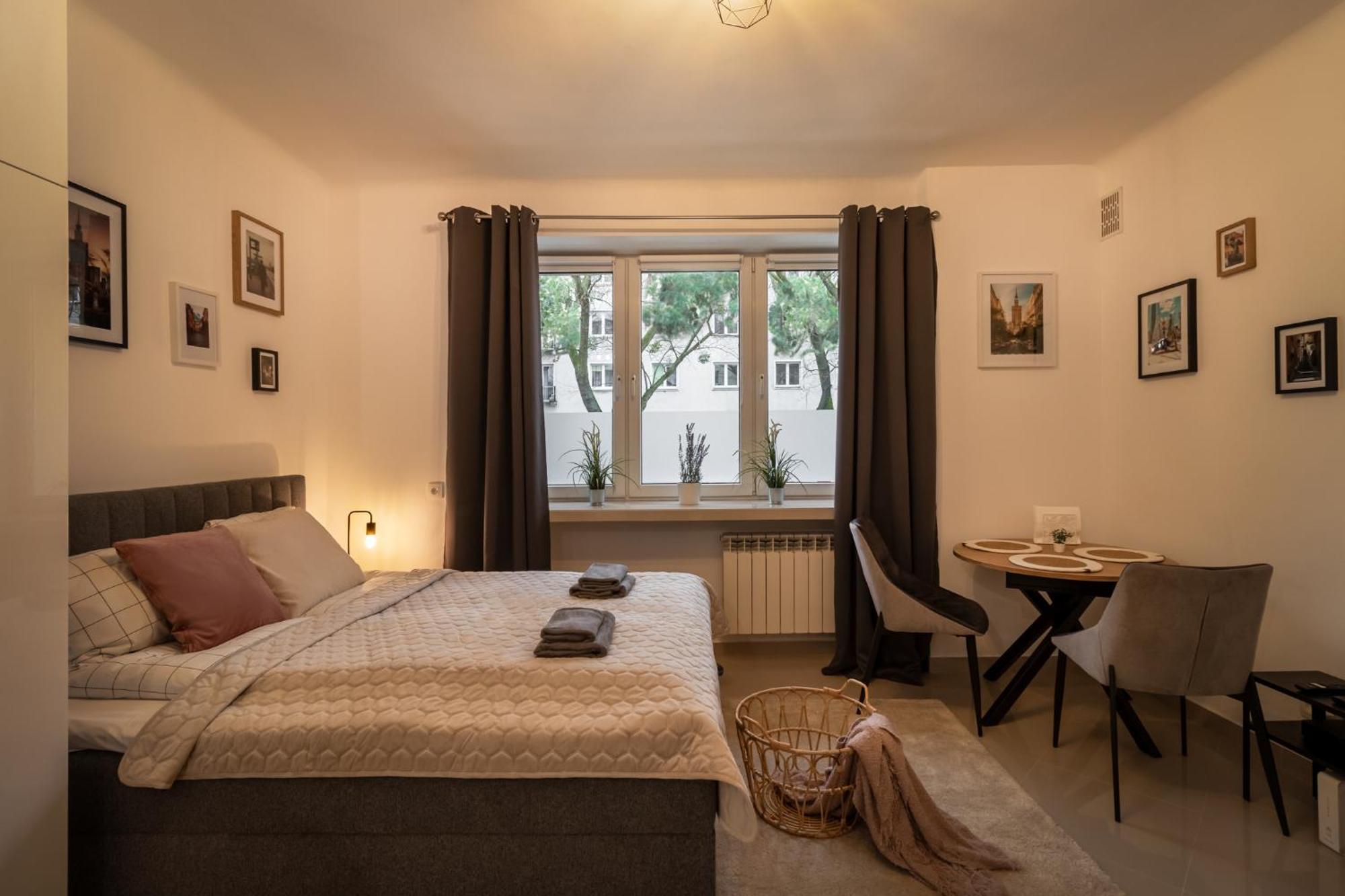 Apartment Golden Warsaw-cozy Studio-old Town&orla Warschau