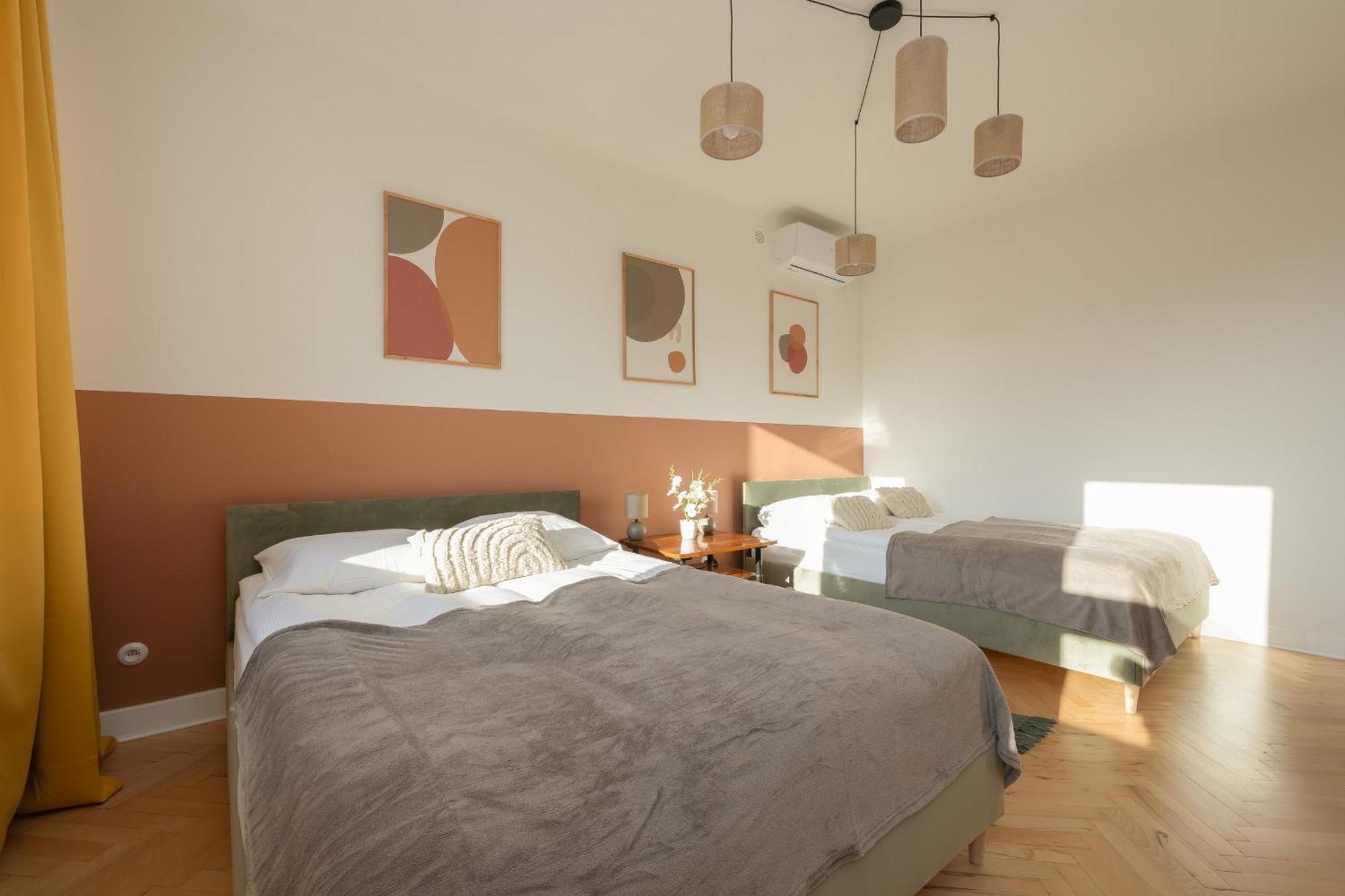 For 6 People Near Royal Baths Park By Renters Prestige Apartment Warsaw