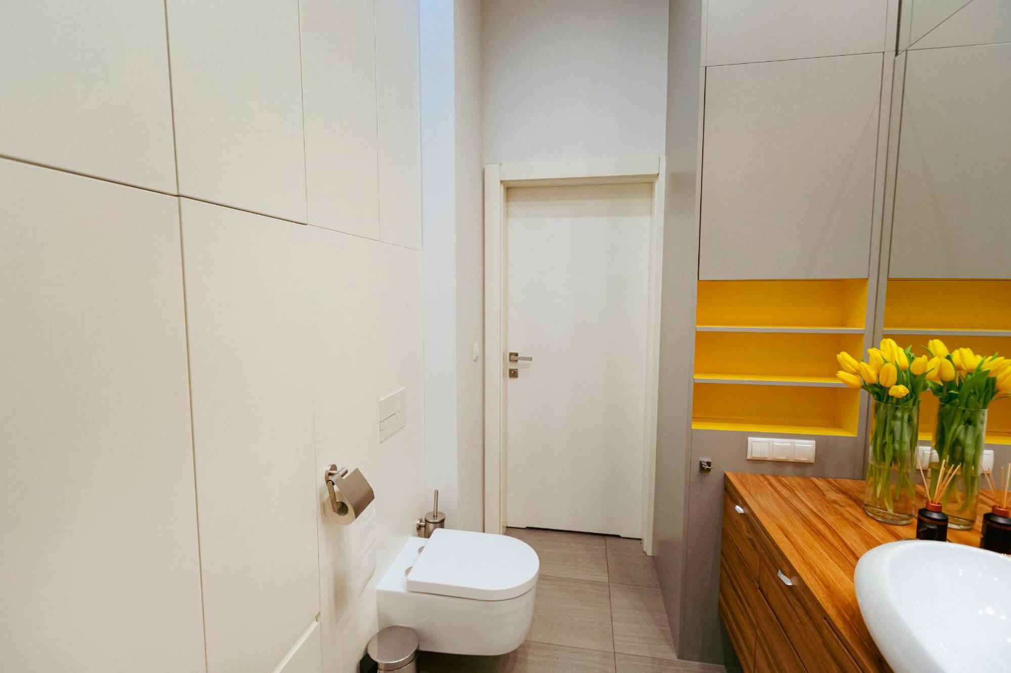 Hoza 55 - Piekny Cichy Ogrodek - Bezplatny Podziemny Parking - Free Parking - Better Apartment Warschau