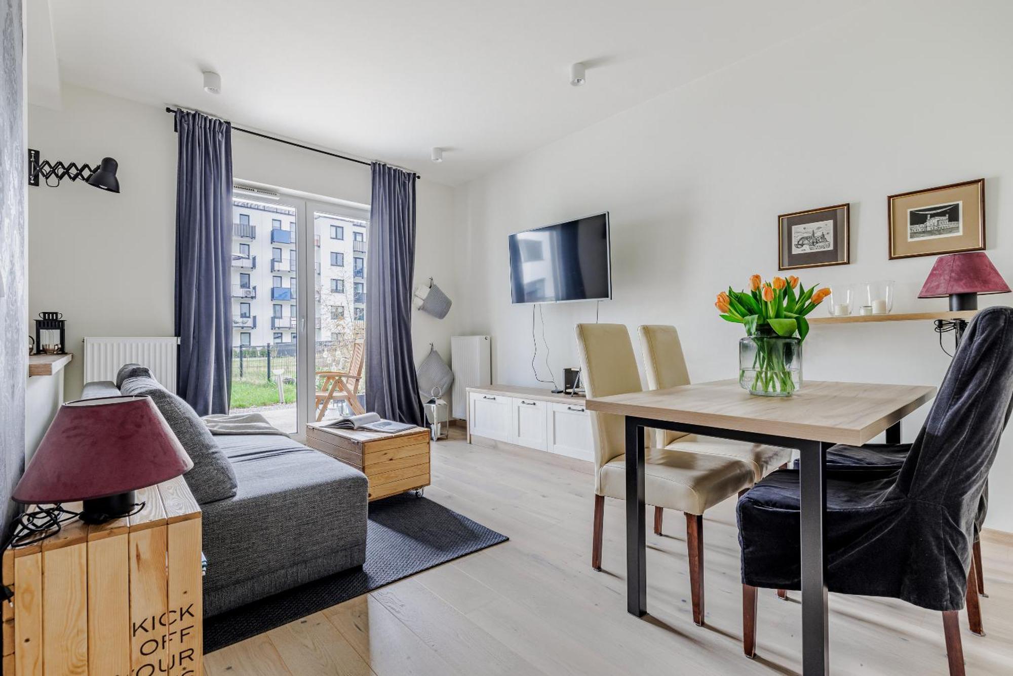 Relax&comfort New Waw 50 Sqm With Terrace, Garden, Free Parking And Ac * Warsaw