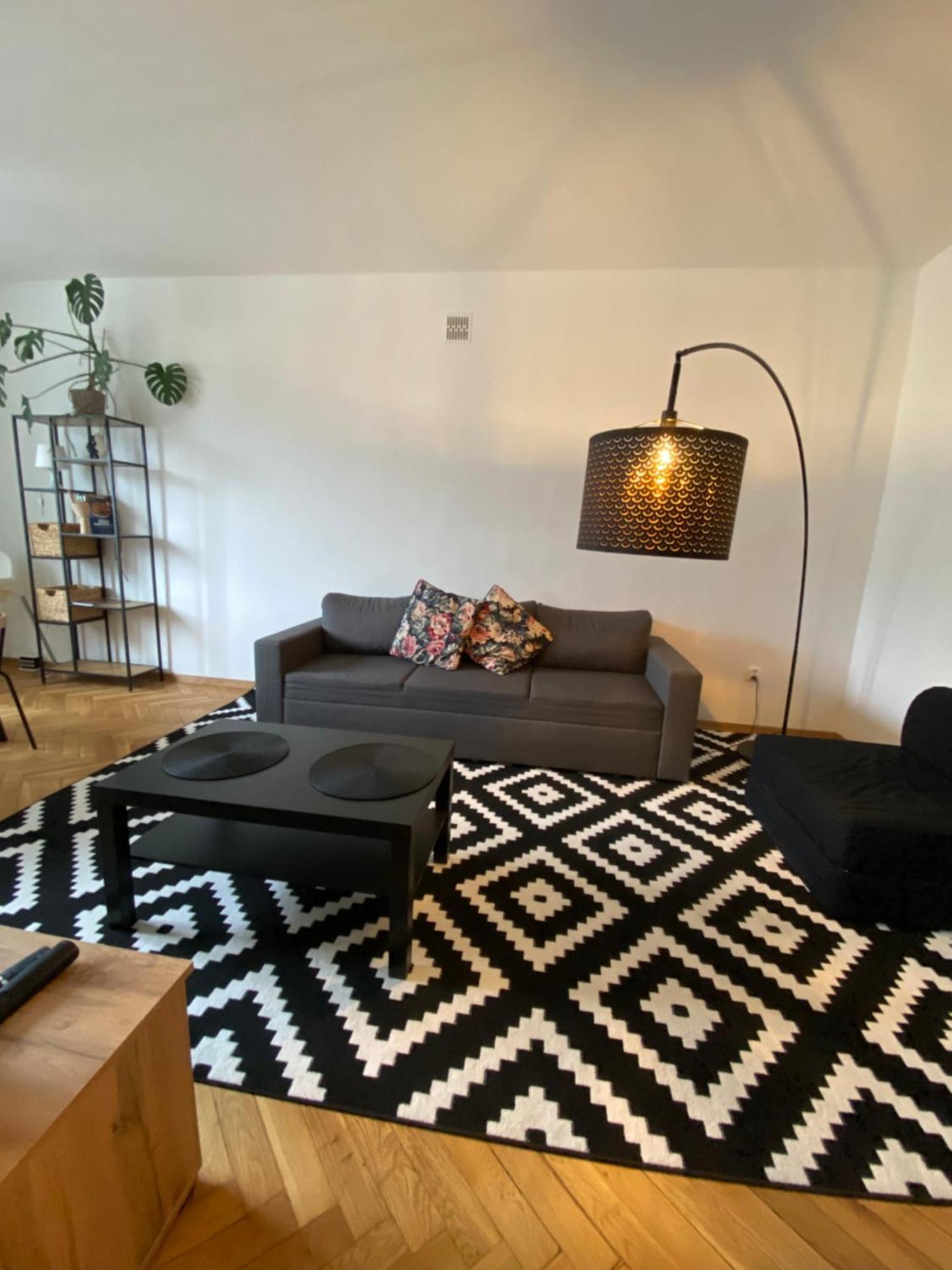 Ohmyhome - Plac Pieciu Rogow - Centrum Apartment *