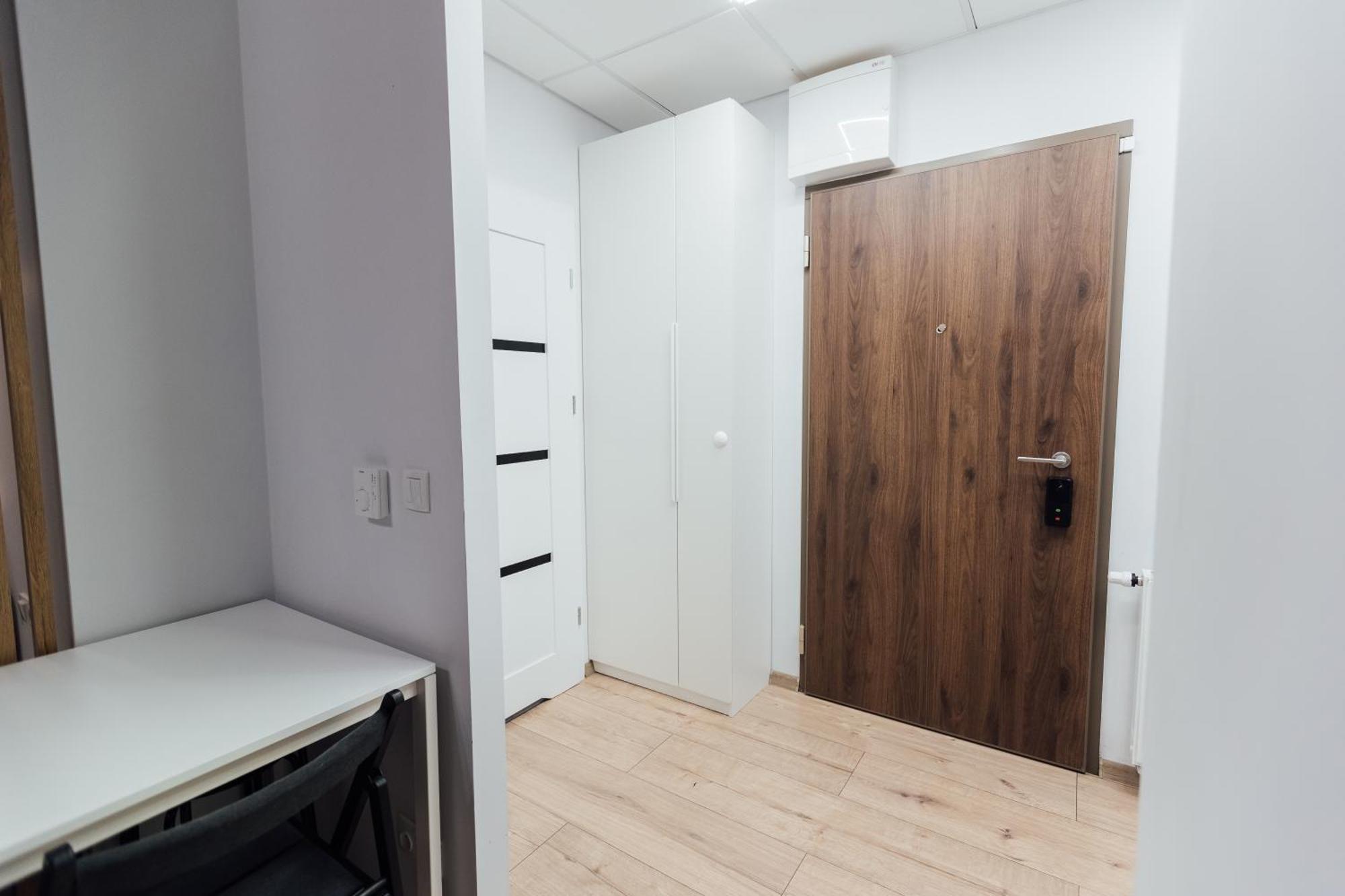 Căn hộ Petrovdom Apartment In Warsaw, Rc Bliska Wola Tower Warsaw