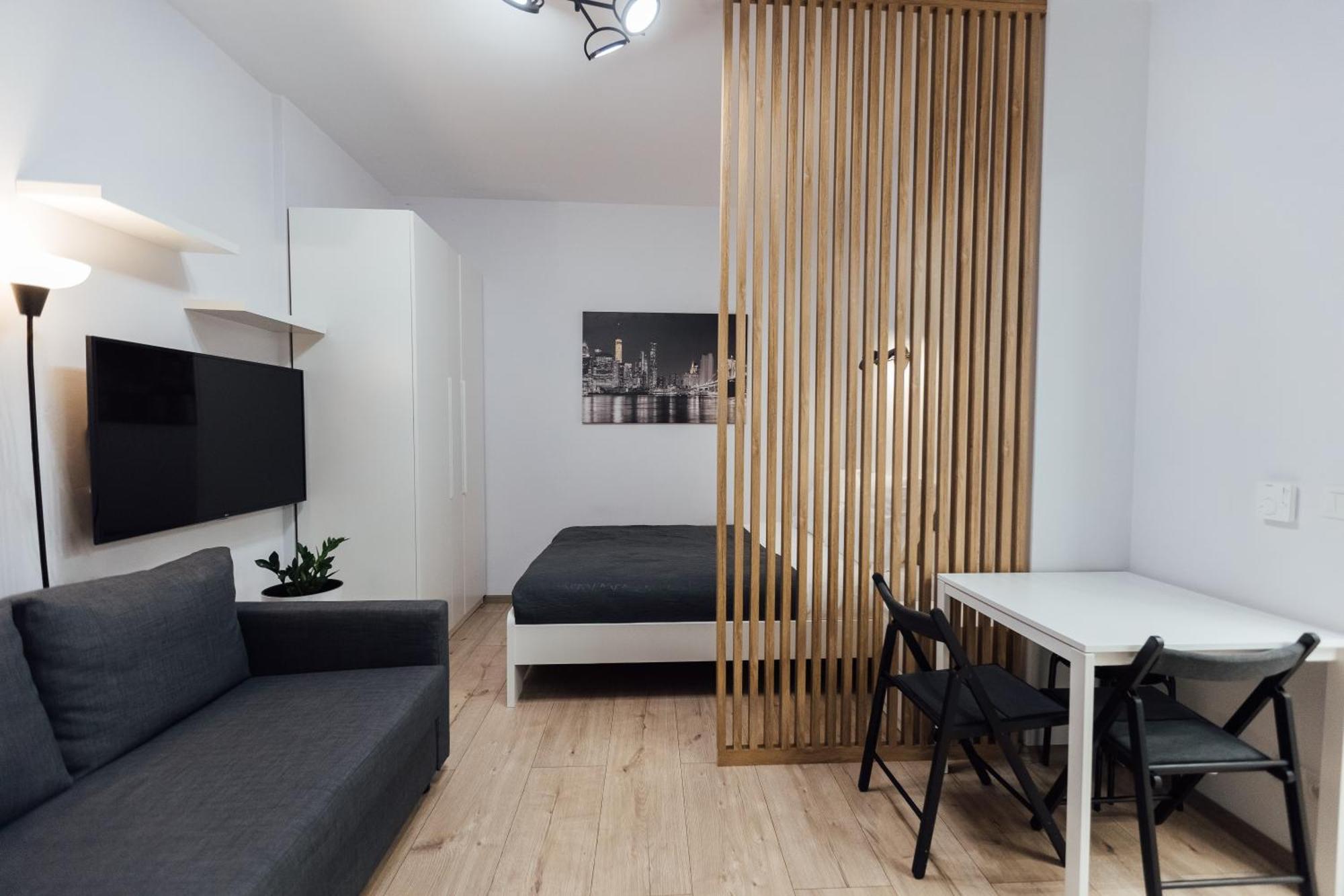 Căn hộ Petrovdom Apartment In Warsaw, Rc Bliska Wola Tower *