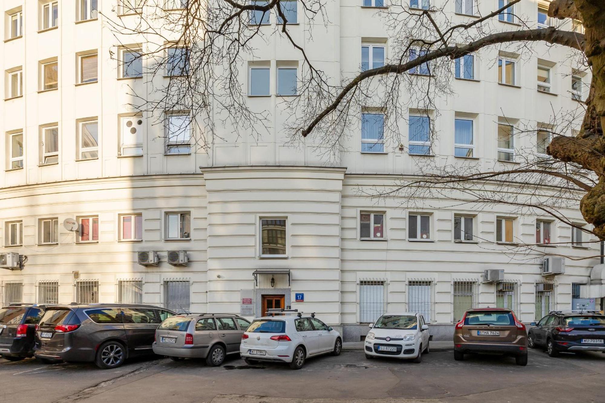 For 6 People Near Royal Baths Park By Renters Prestige Apartment Warsaw