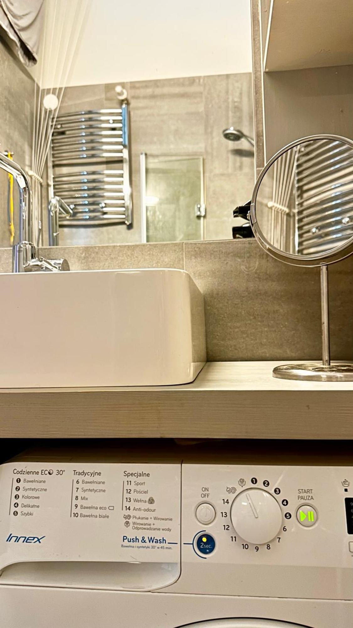 Apartamento 4m High In Heart Of Warsaw!