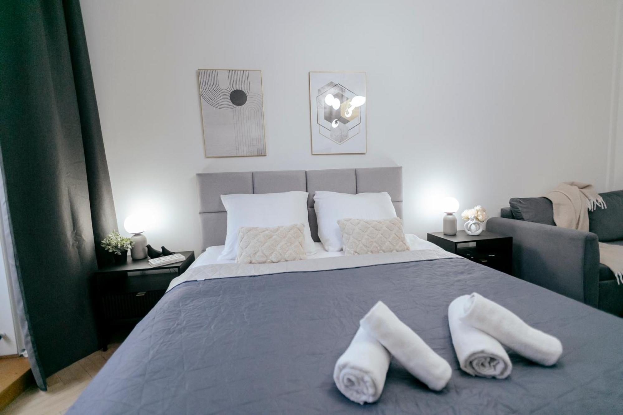 Apartment Aleje Jerozolimskie 42 - Parking Free - Better