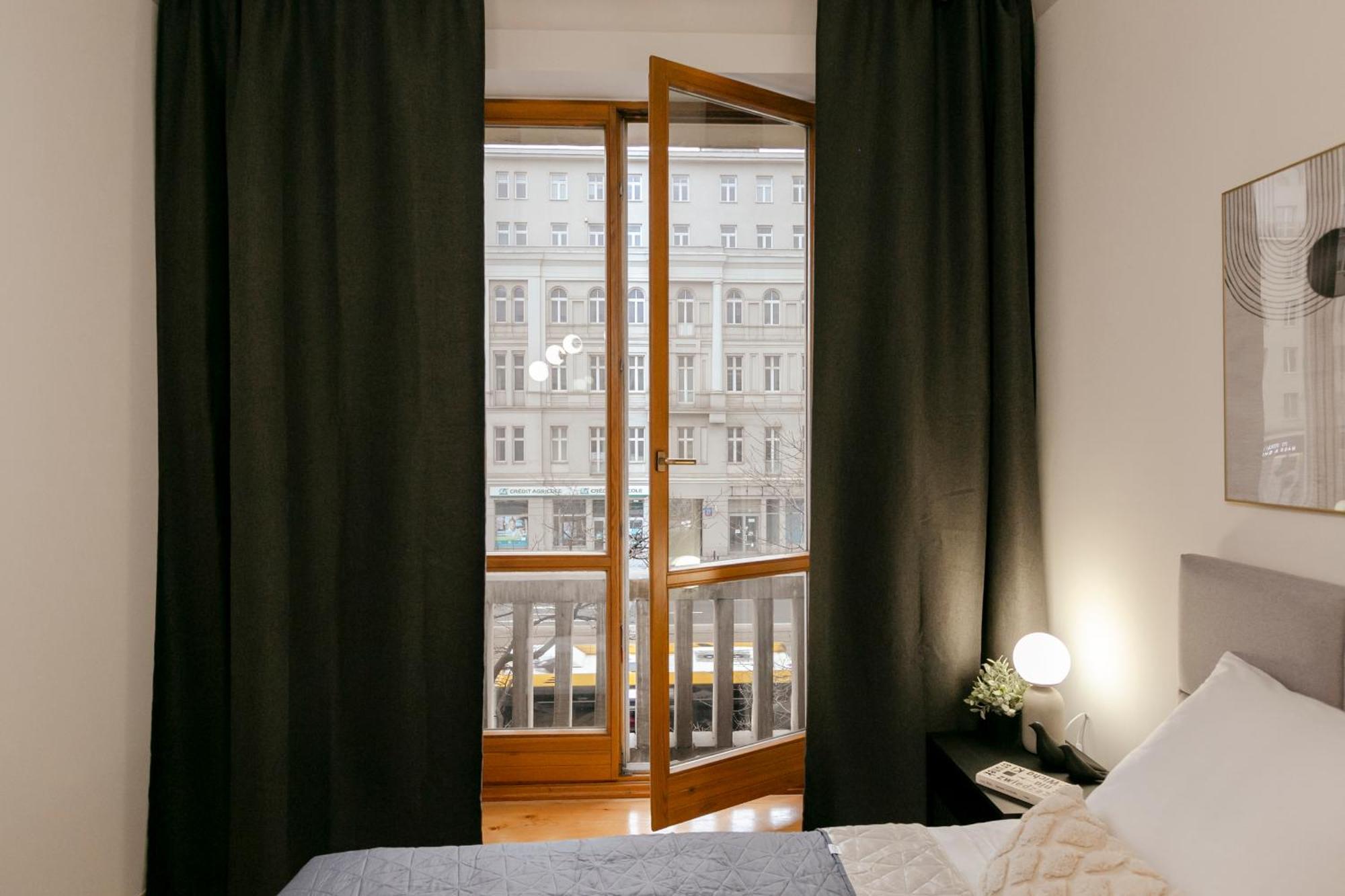 Aleje Jerozolimskie 42 - Parking Free - Better Apartment *