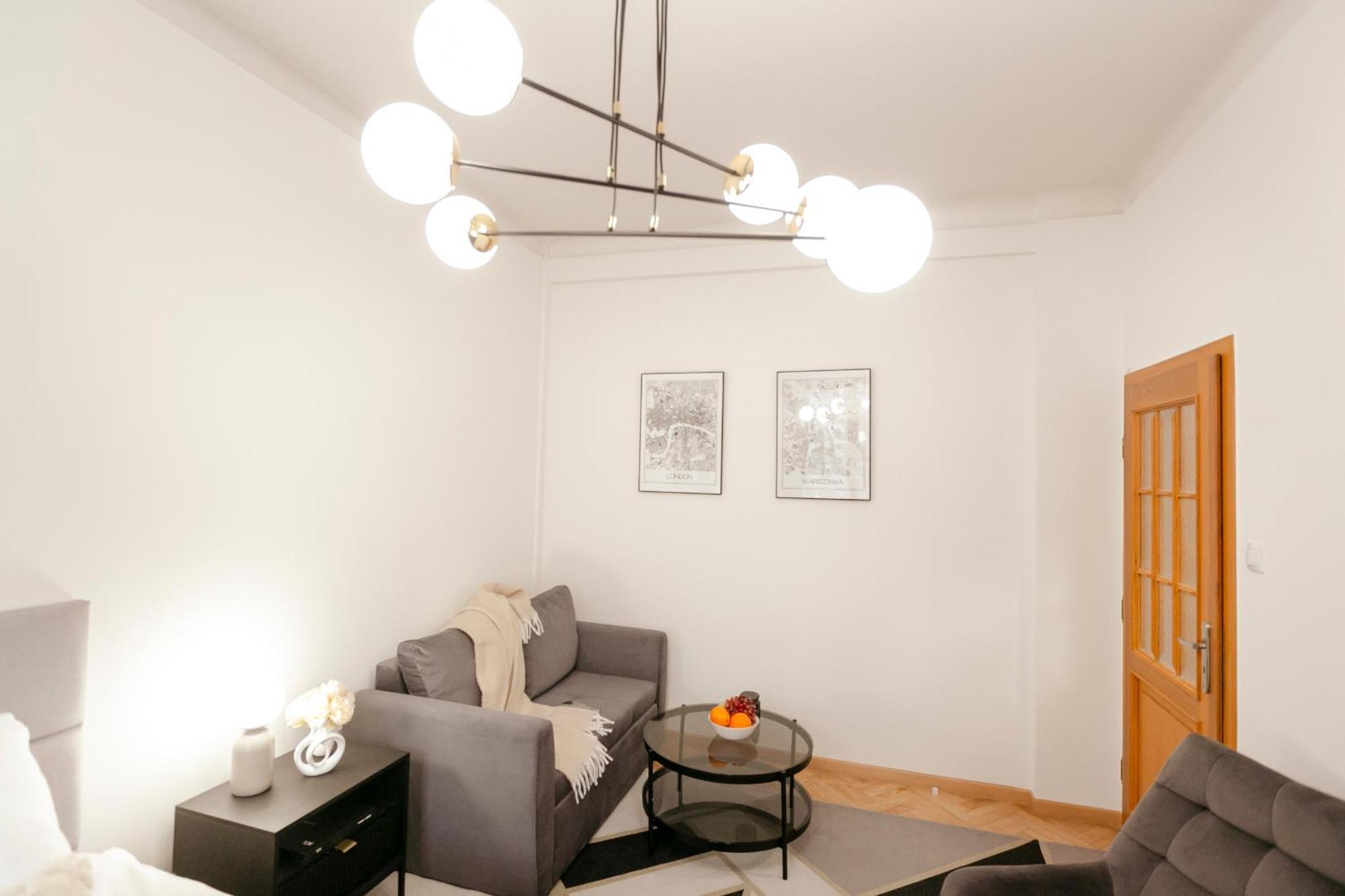 Aleje Jerozolimskie 42 - Parking Free - Better Apartment *