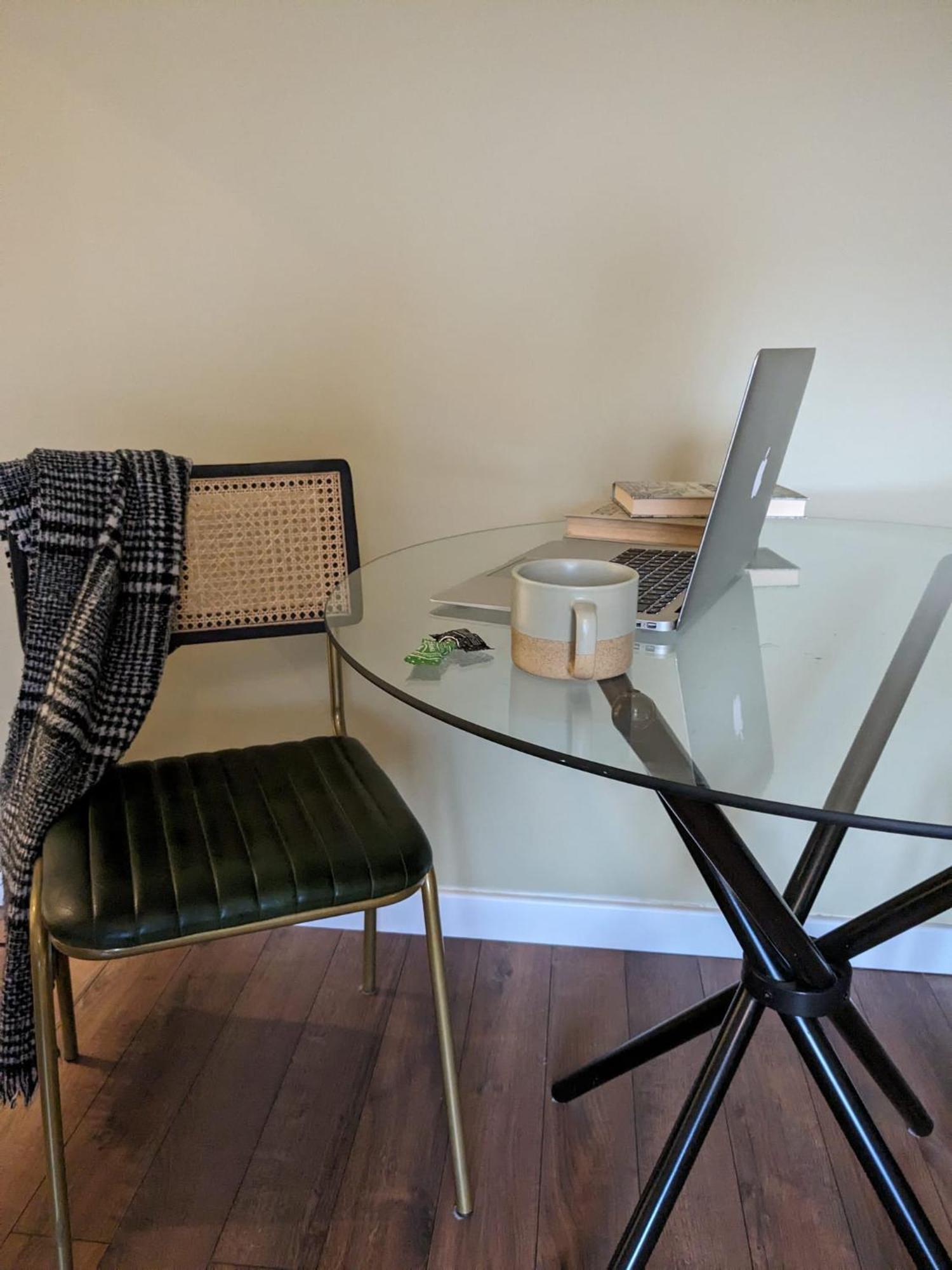 Wola Apartment *