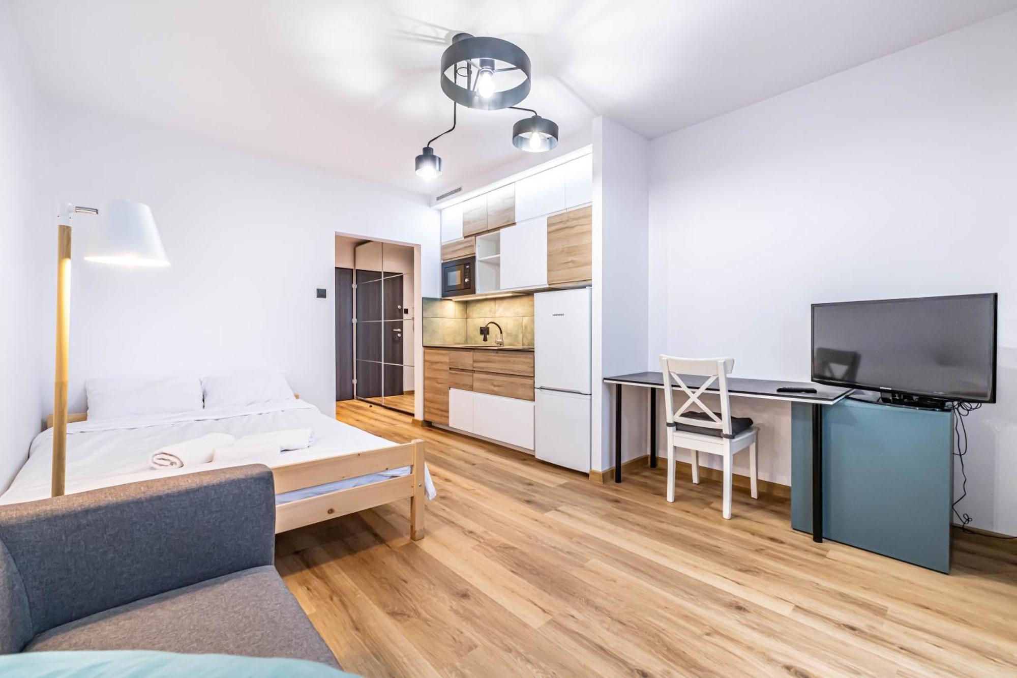 Modern Close To The Metro Apartament *