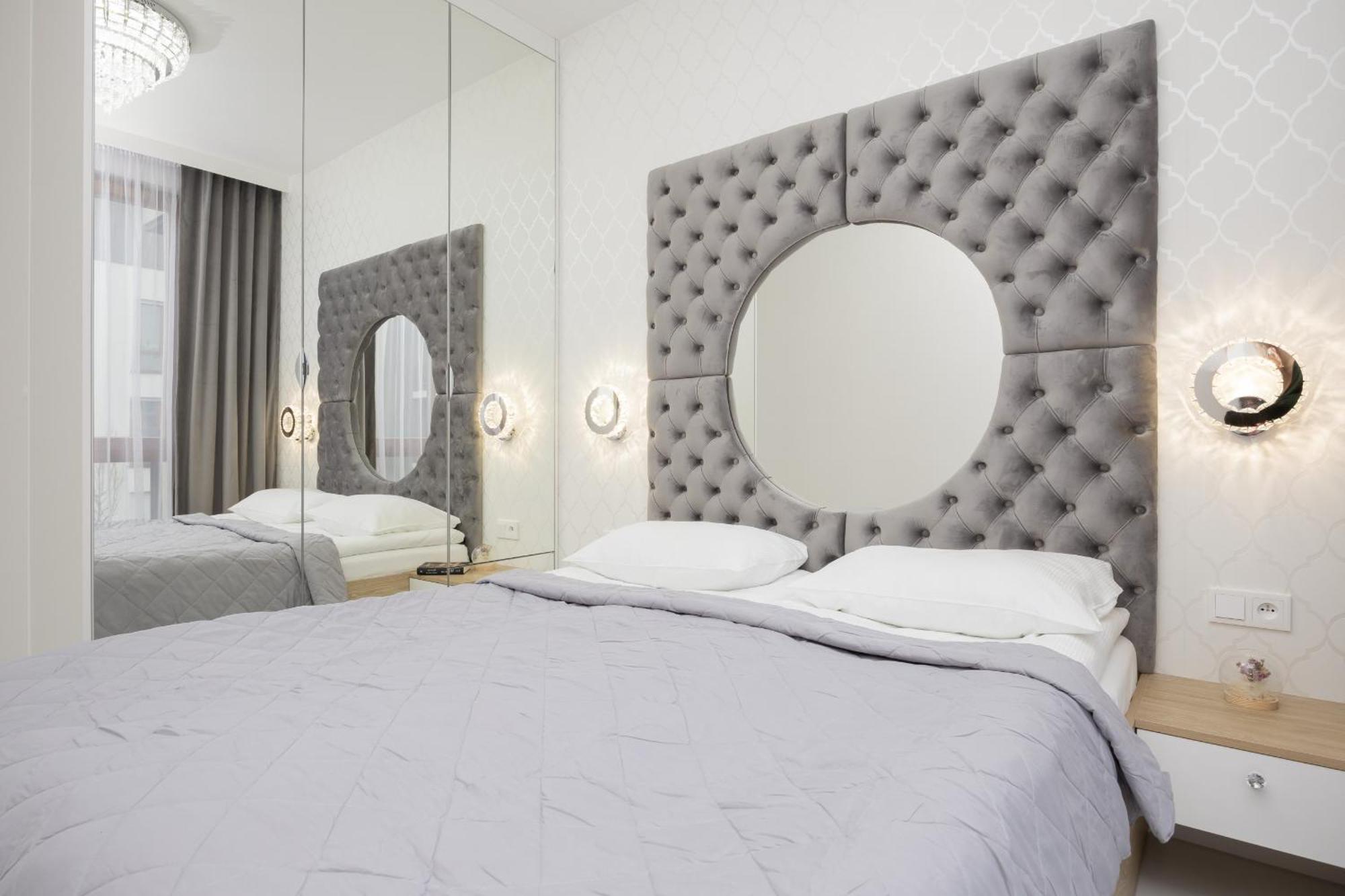 Luxurious Grey With Sauna, Gym And Parking By Renters Apartamento