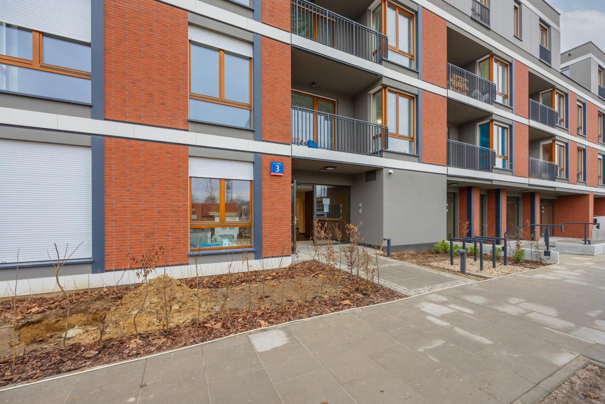 Luxurious Grey With Sauna, Gym And Parking By Renters * Varsóvia