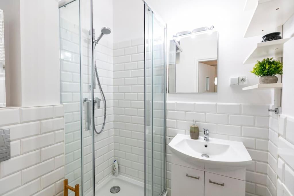 Apartament Sielecka 52 - 4os Apartament *