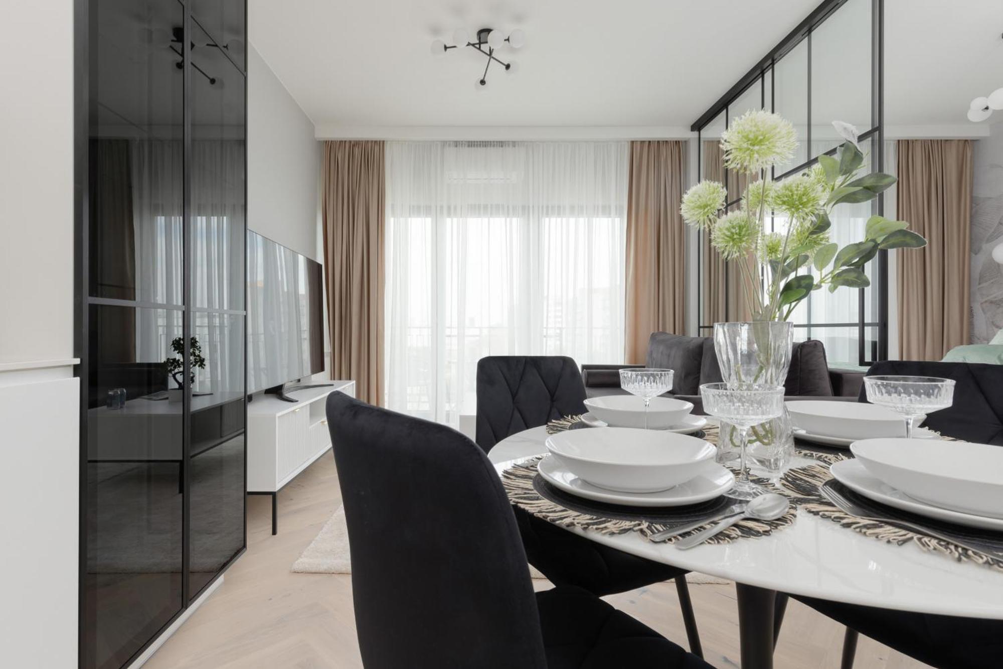 Art Deco Mokotow With Parking & Gym By Renters Prestige Warsaw