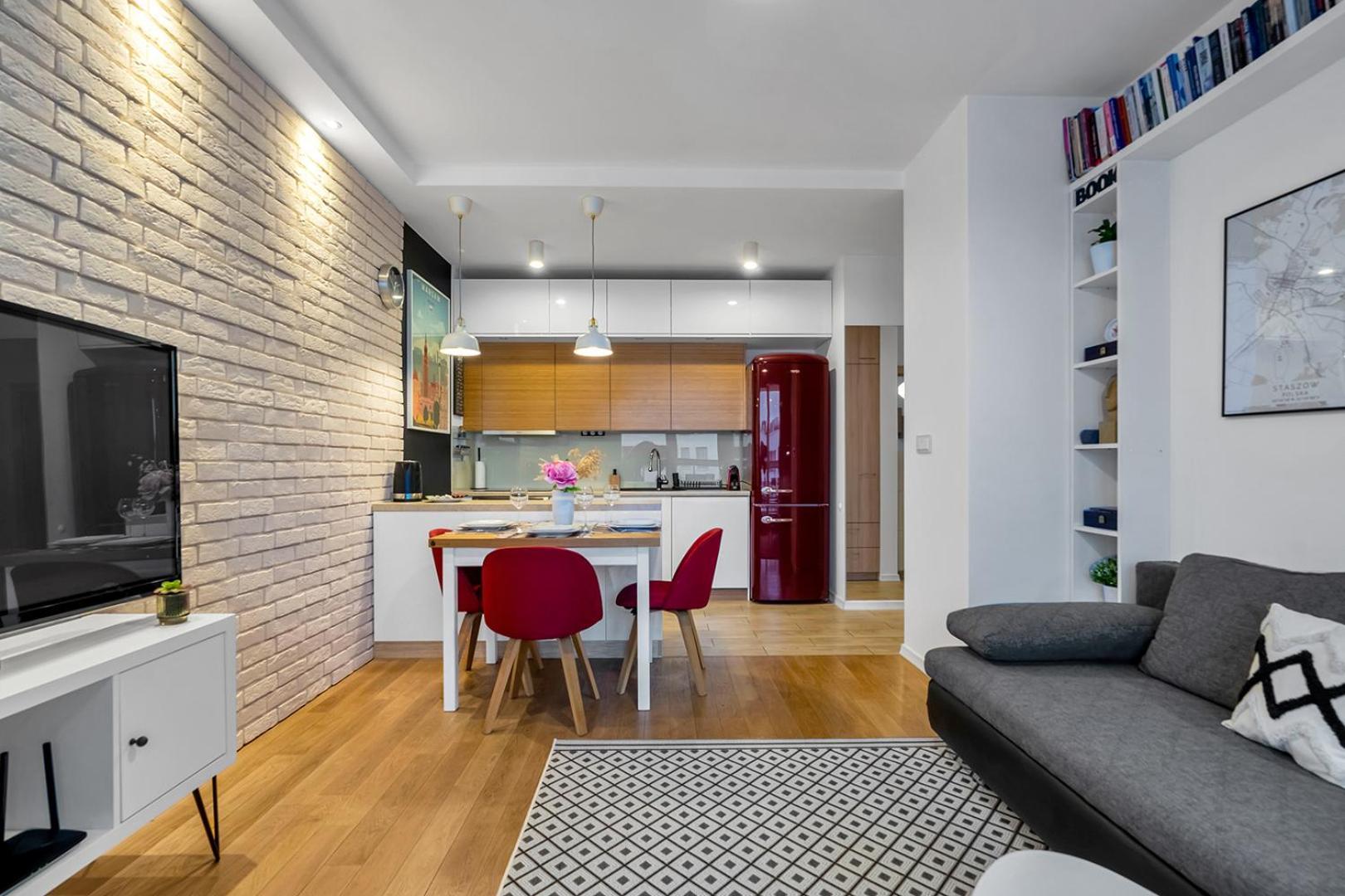 Wola - Parking, Balcony, Quiet & Quarter - By Rentujemy * Warszawa