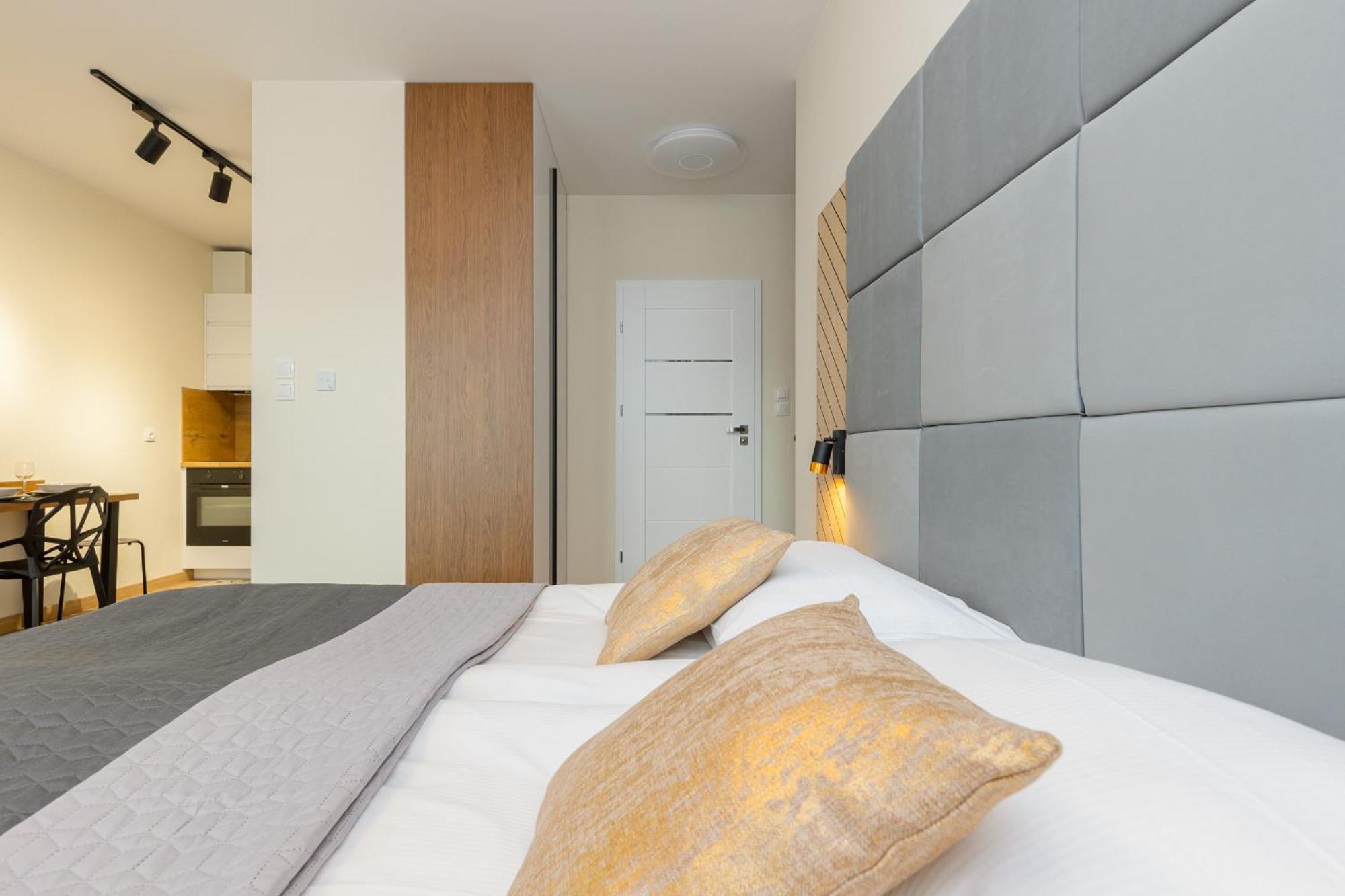 Cozy Studio In Ursus District By Renters Apartament Warszawa