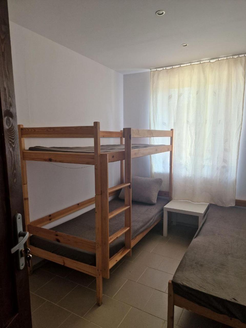 Hostel O2h