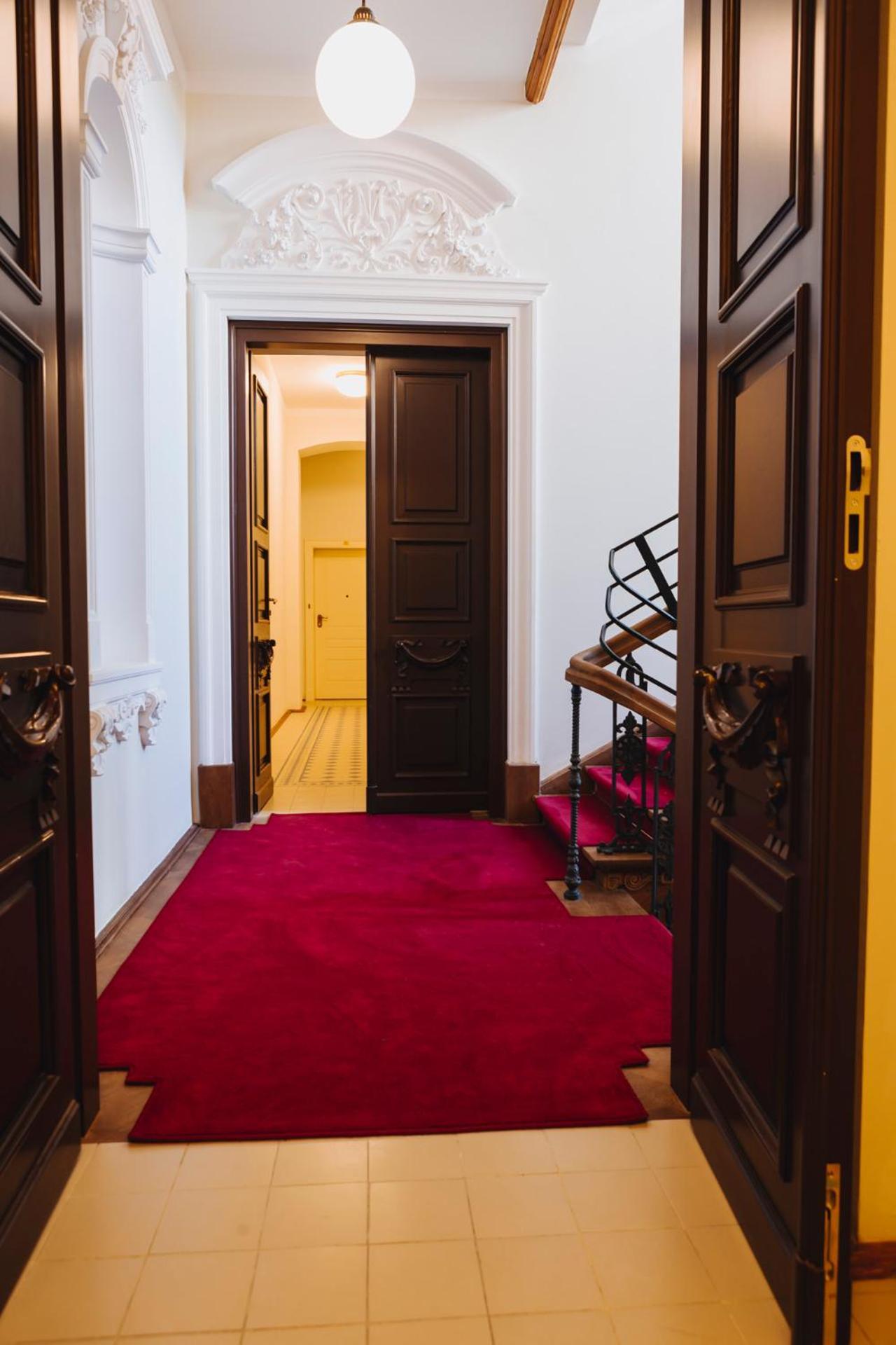 Apartment French Touch: Romantyczny W Kamienicy