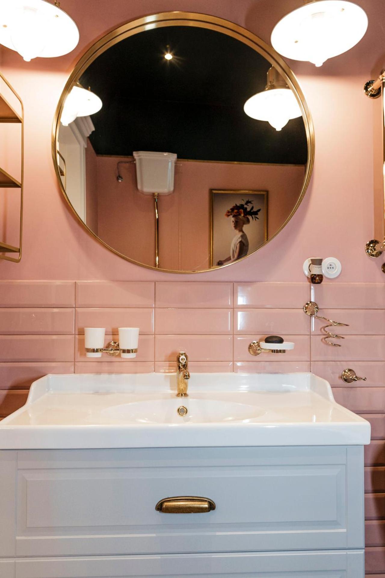 Apartment French Touch: Romantyczny W Kamienicy