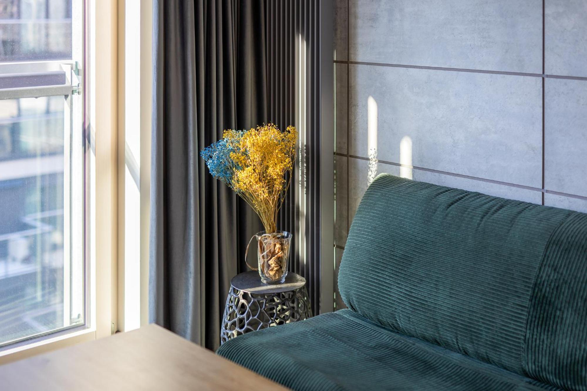 Cozy Modern Corner By Ecru Wwa59 Warsaw