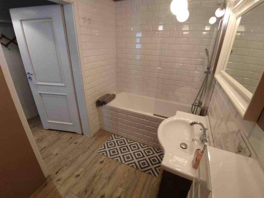 Urocze Mieszkanie Z Tarasem.gym.netflix.wifi Apartament