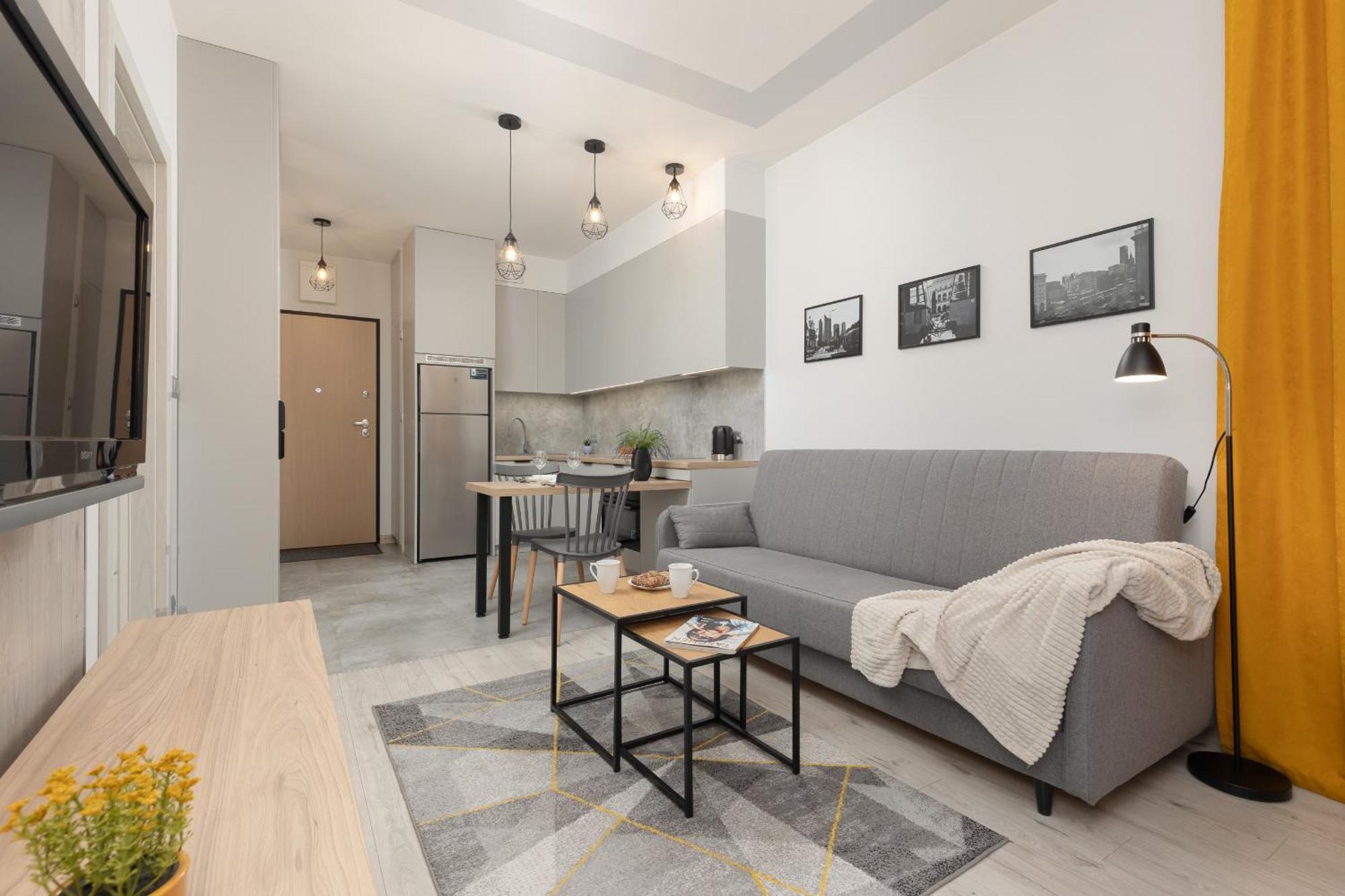 Apartament Ideal For Remote Work With Furnished Balcony And Parking By Renters