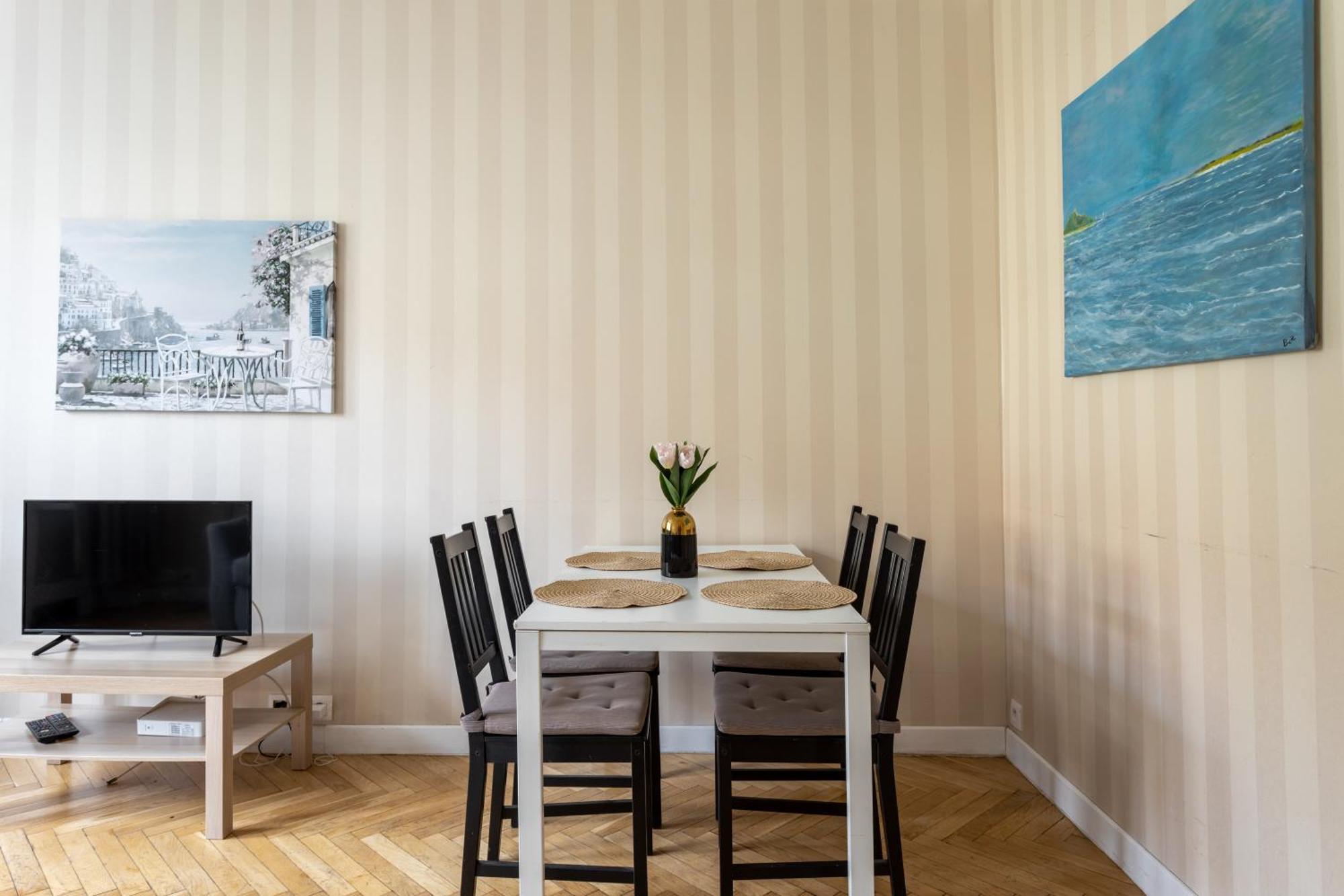 Apartment - Great Location - Big And Bright Apartment&nowy Swiat Warschau