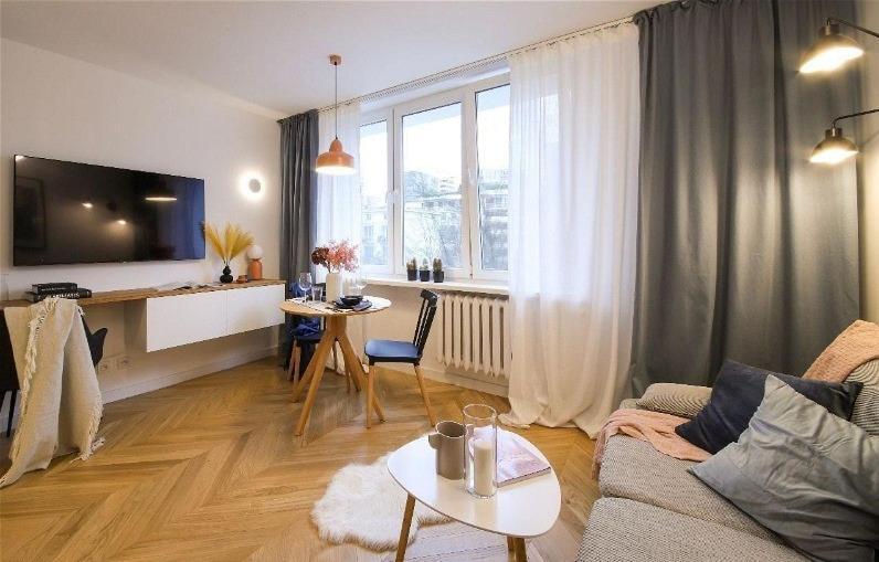 Apartment Designer With Bedroom Near Old Town Dubois *