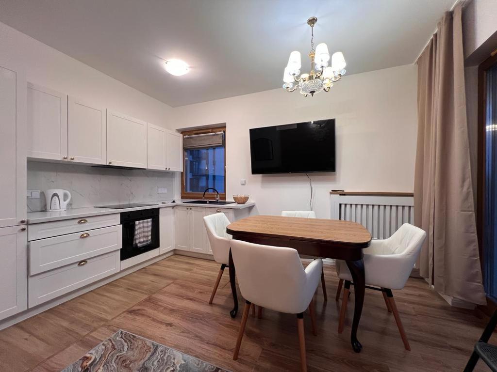 Aurora Prestige 2 Apartment *