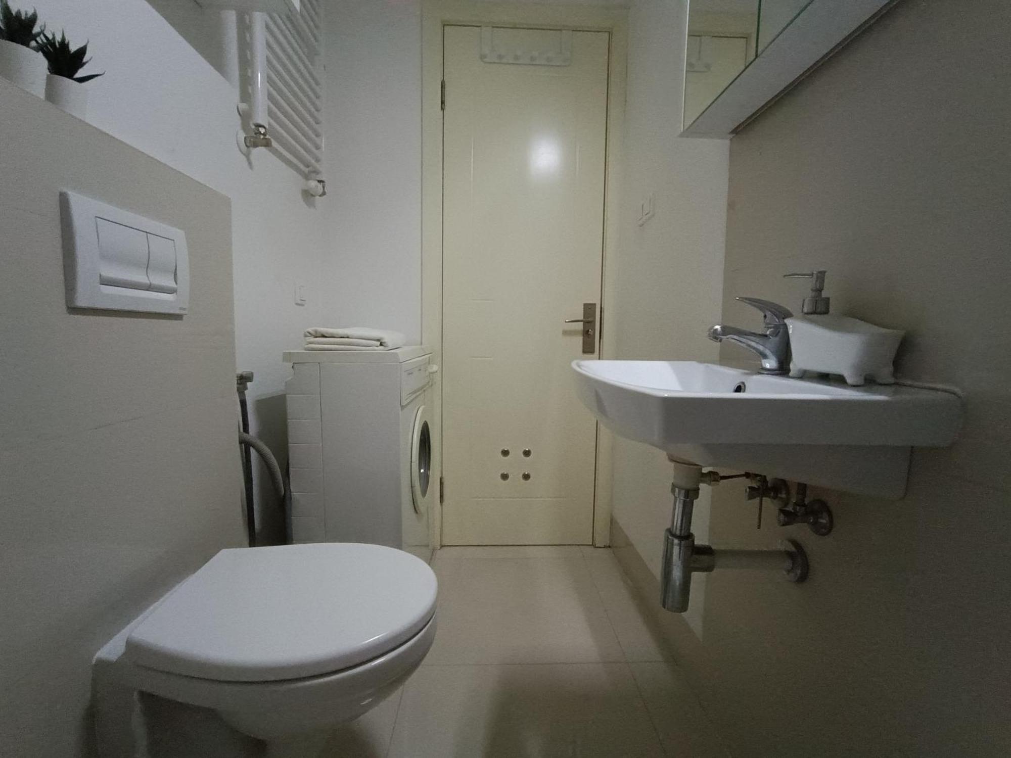 Apartamento N Ajax Metro Copernicus Center Studio