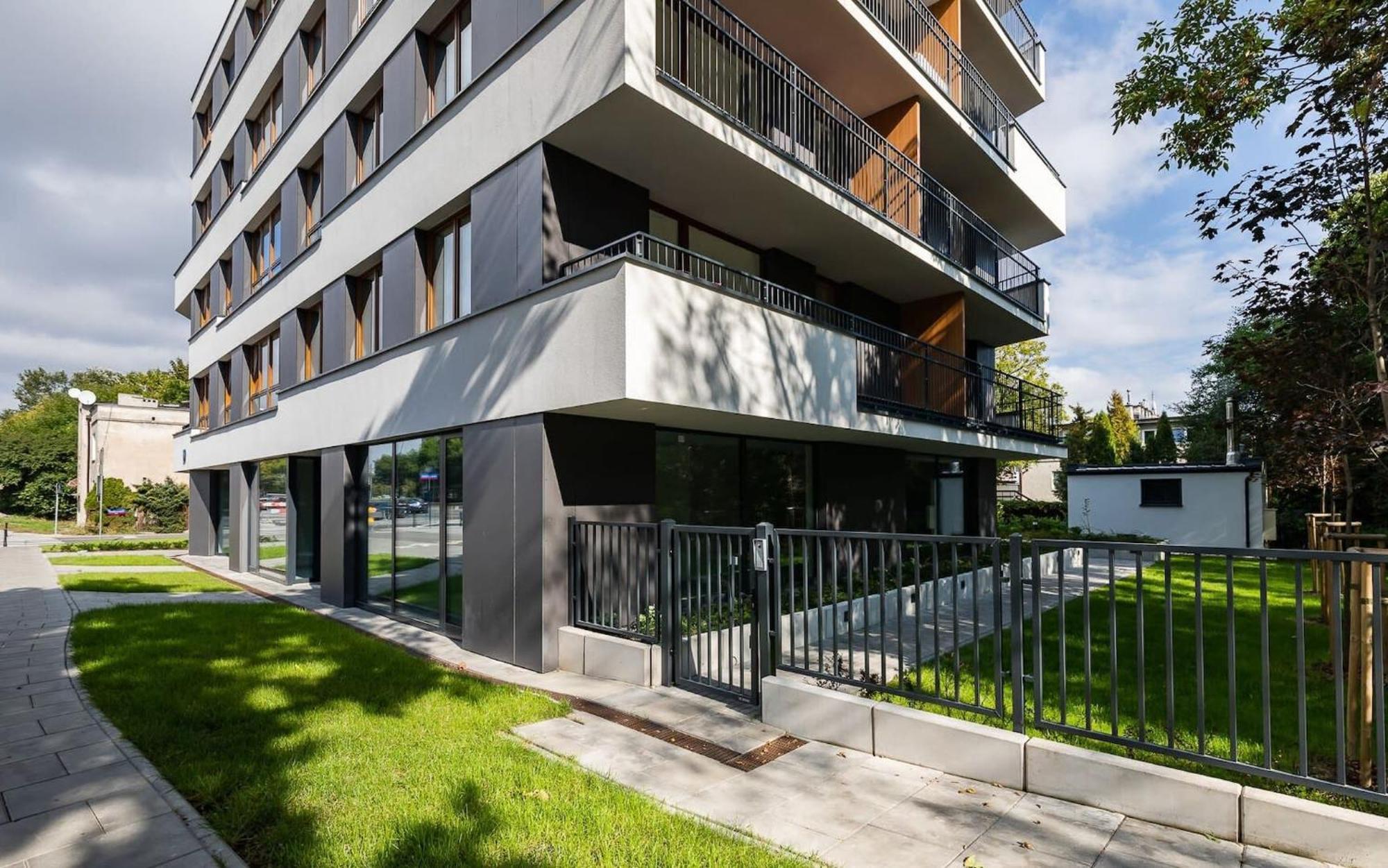 Apartment Pulawska 221 - Colorful With Balcony By Renters Warsaw