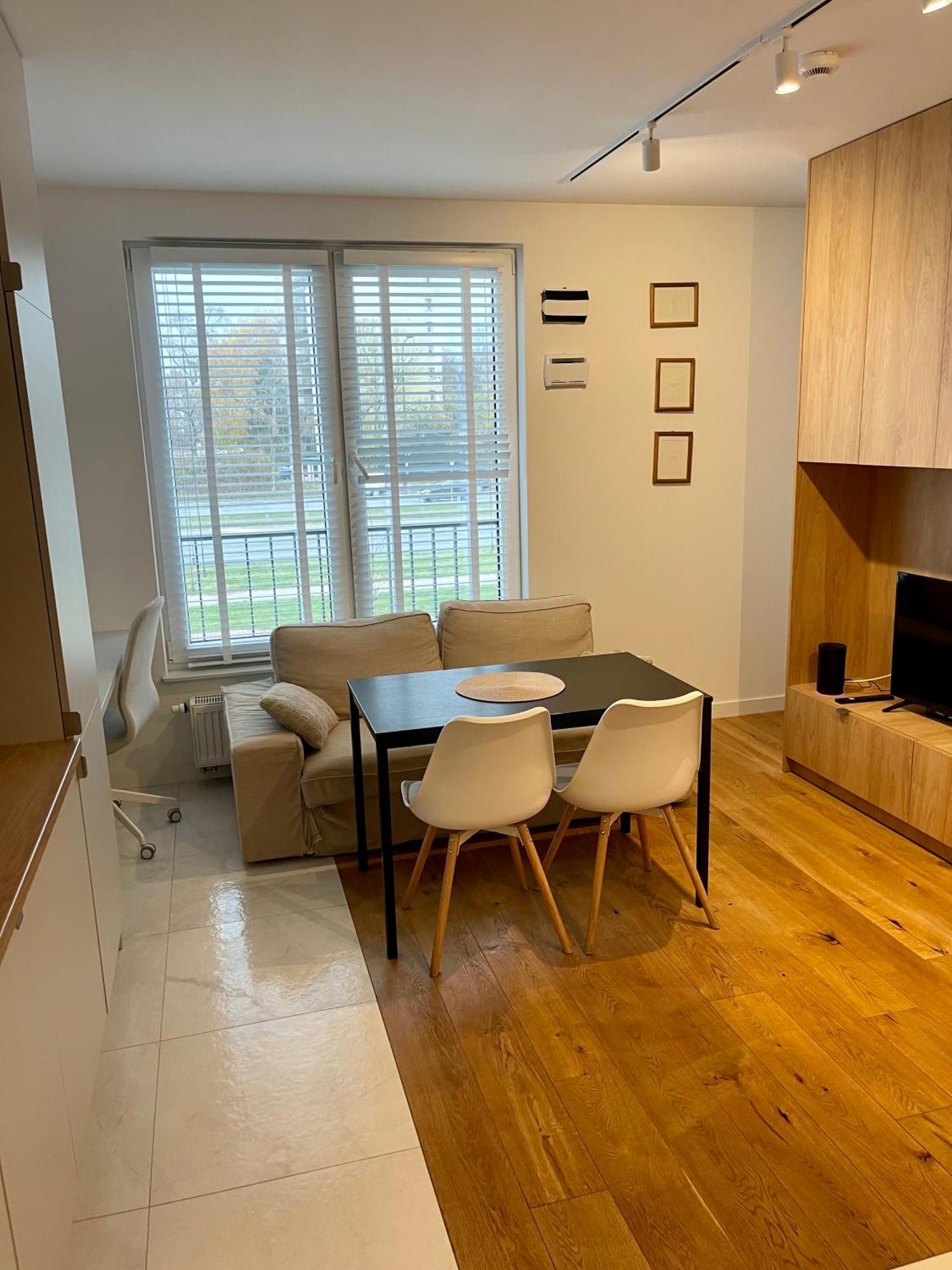 Apartamento Time&house Pileckiego Przy Centrum Onkologi I Klinice Novum Apartament Na Wylacznosc Pokoj,sypialnia,lozko, Lazienka,kuchnia *