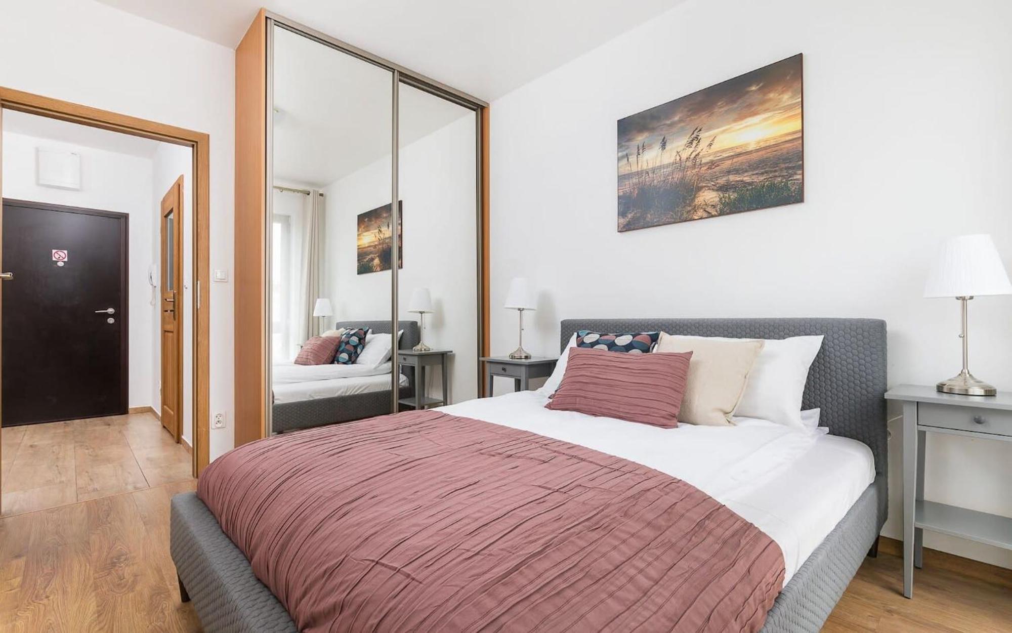 Burakowska 16 - Modern With Balcony Renters Warsaw