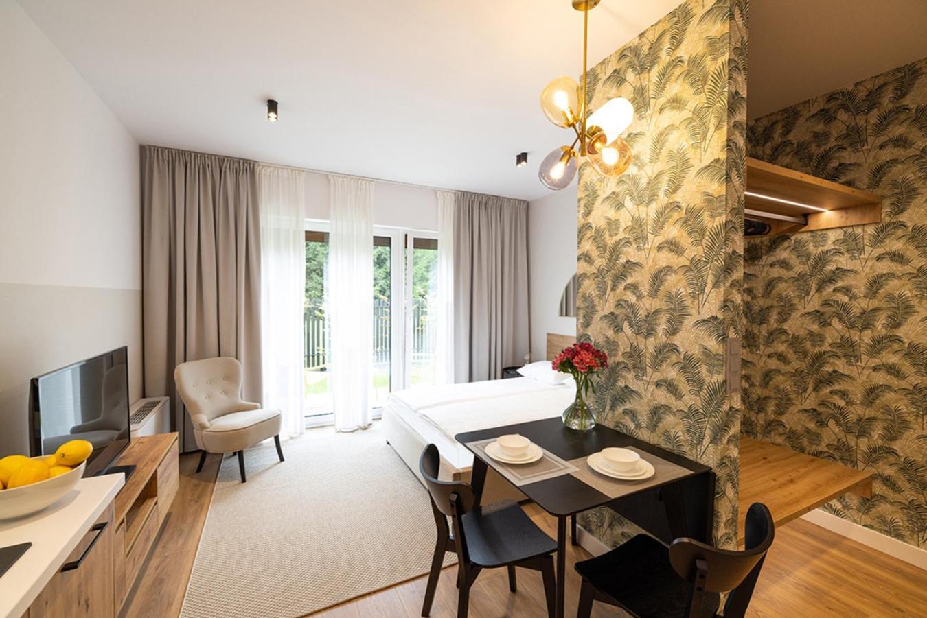 B85 Hotel apartamentowy *
